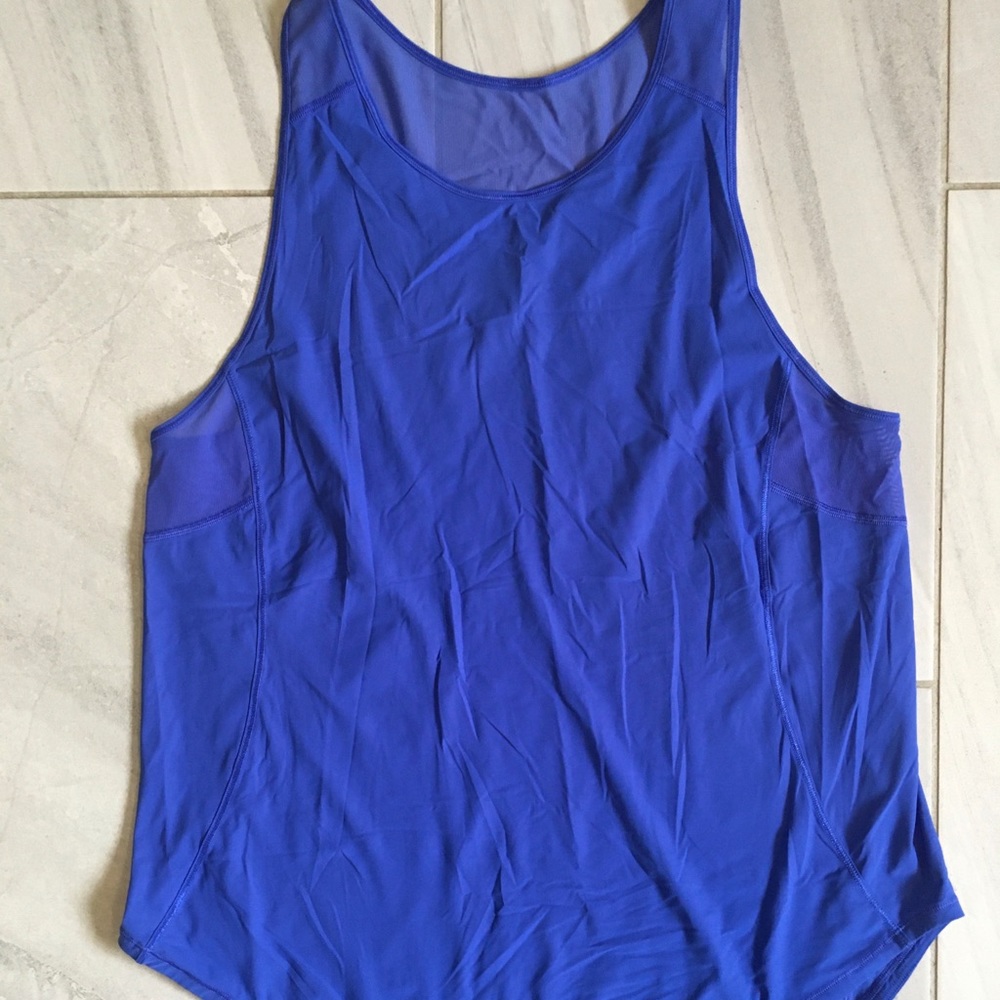 Lululemon tank